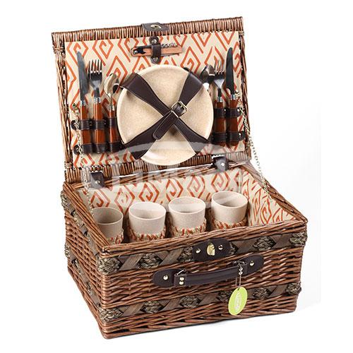 LMD 1-1241  Picnic Basket for 4 Person